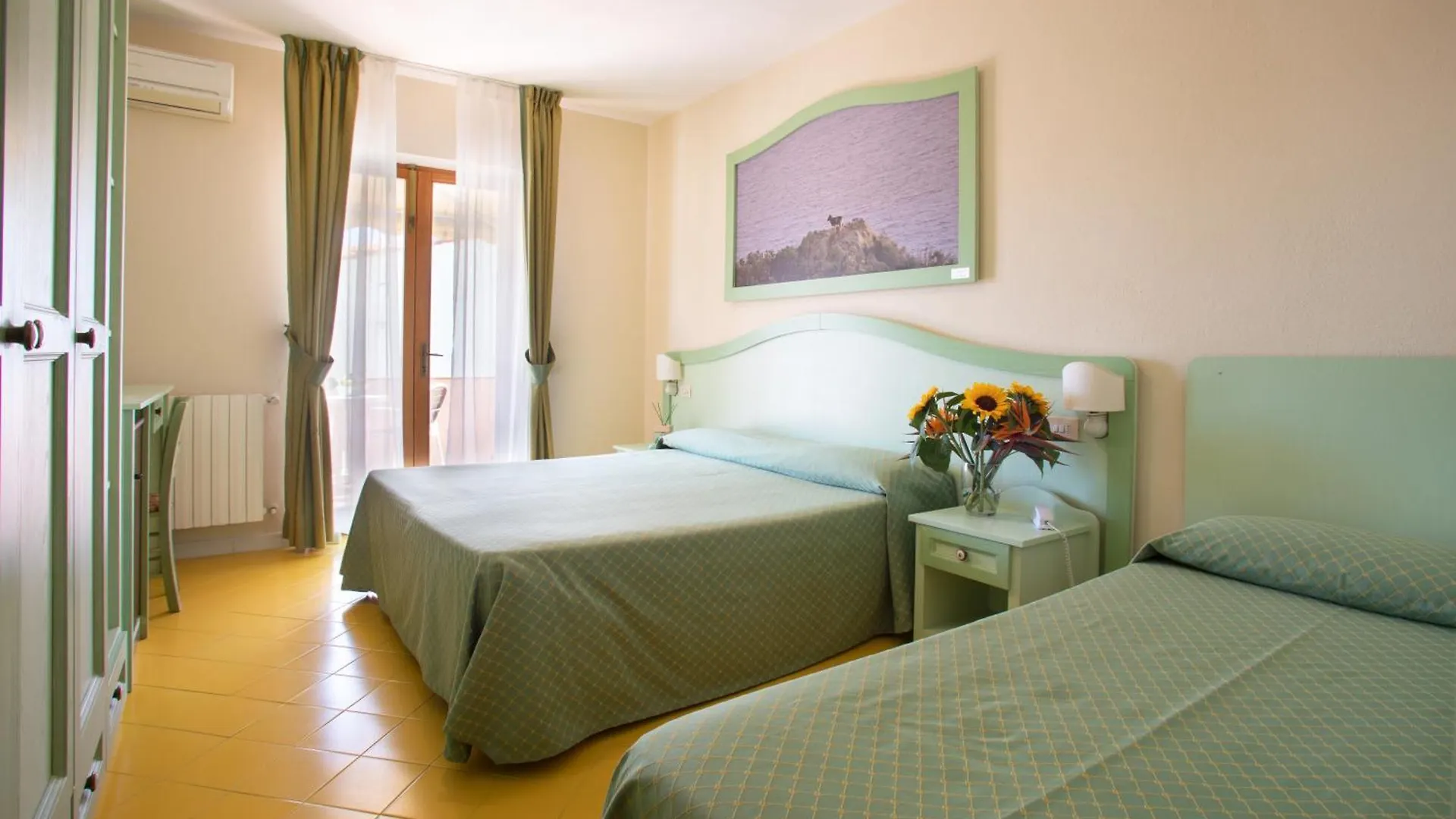 Hotel Sardi Pomonte Italien