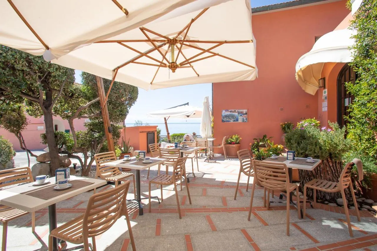 Hotel Sardi Pomonte