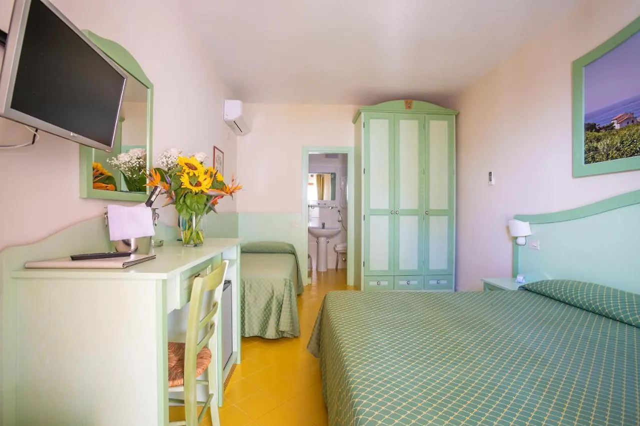 Hotel Sardi Pomonte 3*,